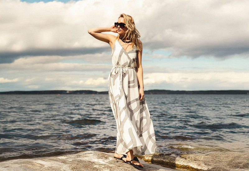 Summer Capsule Wardrobe - 10 plagg för en kurerad garderob