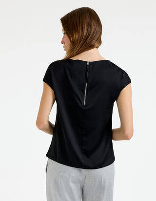 Yui Top Siden Svart