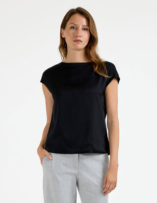 Yui Top Siden Svart
