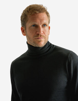 Roll Neck Merino Black