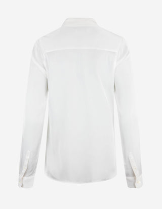 Susan Blus Siden Benvit