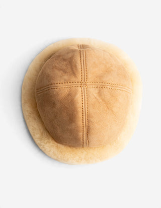 Harka Mössa fårskinn Beige