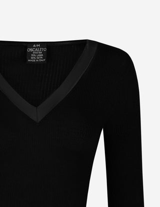 V-Neck Top Satin Trim Svart