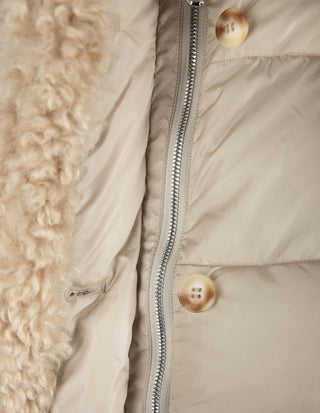 Regina Jacka Beige